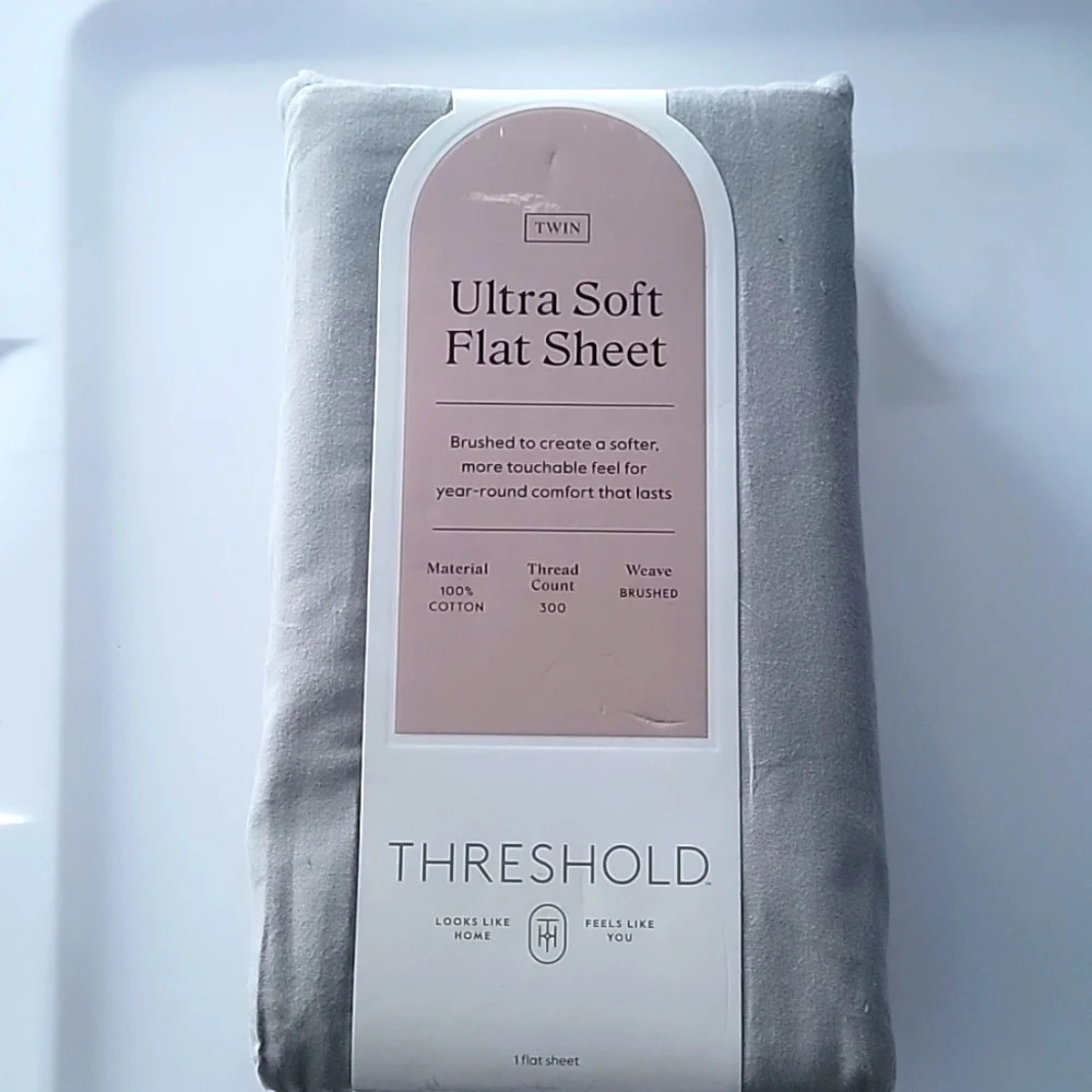 Threshold Twin 300 Thread Count Ultra Soft Flat Sheet Gray
